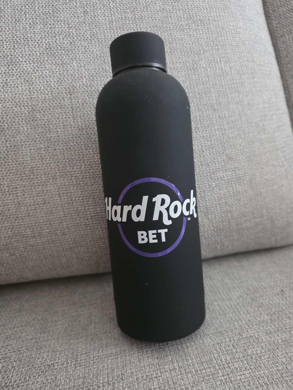 Hard Rock BET Black Matte Water Bottle NEW